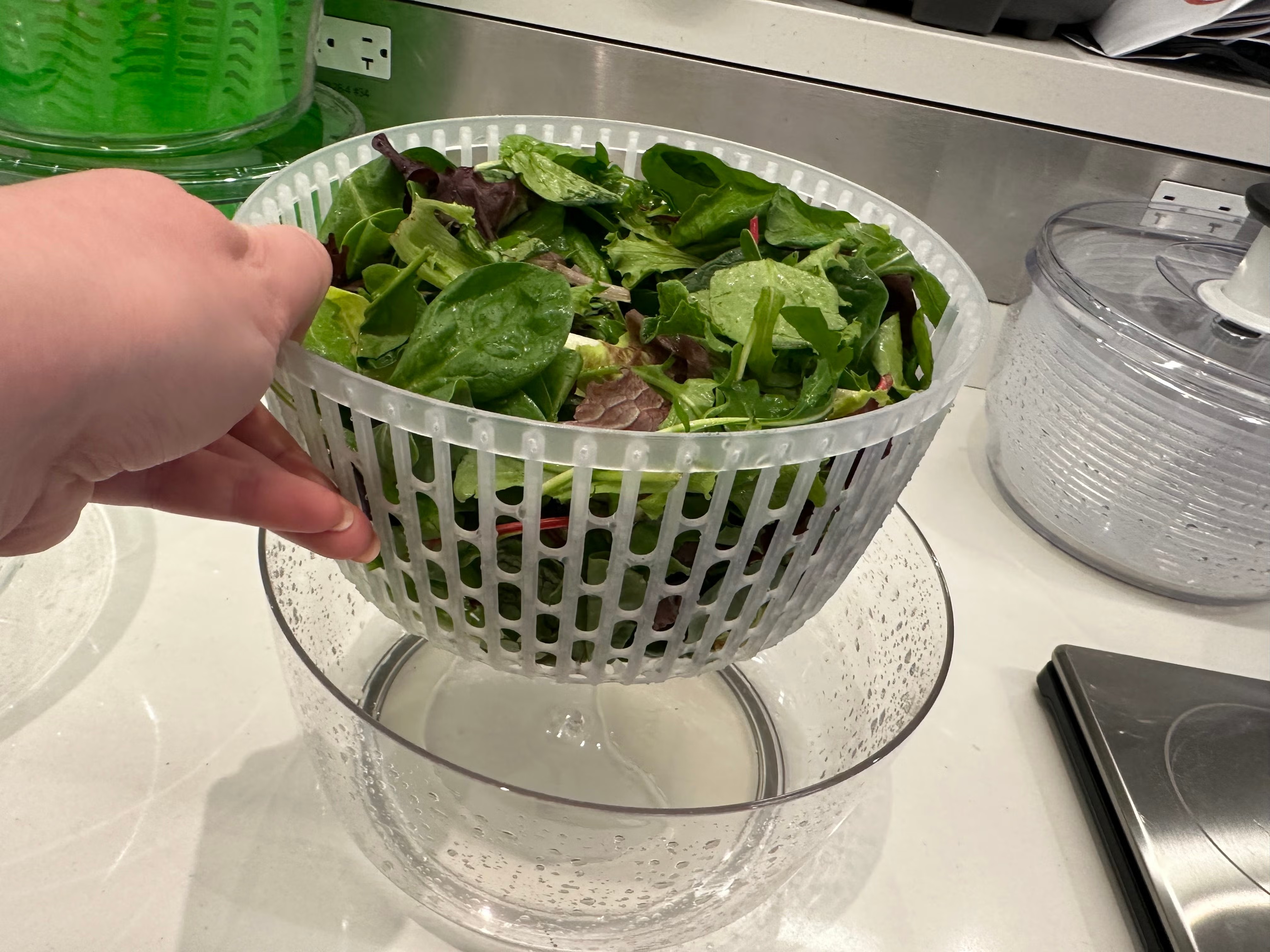 Master Your Greens: Unveiling the OXO Salad Spinner 4.0 Advantage